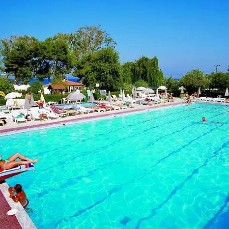 Ξενοδοχείο Continental Palace 4*