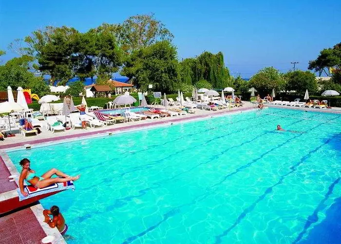 فندق Continental Palace 4*