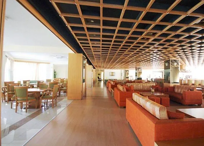 Continental Palace فندق