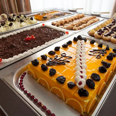 호텔 Continental Palace 4*